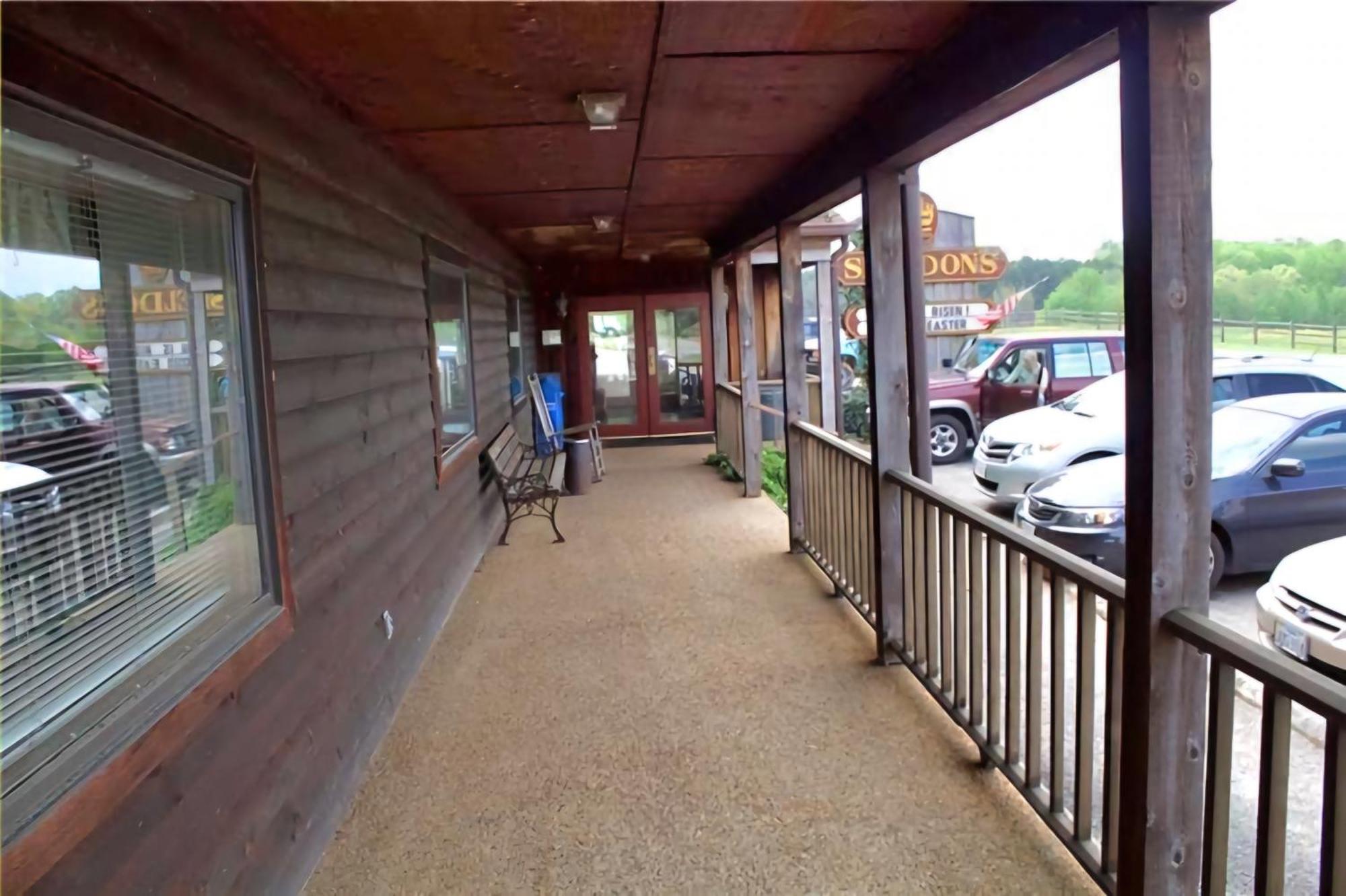 Keysville Oyo Sheldon'S Motel And Restaurant מראה חיצוני תמונה